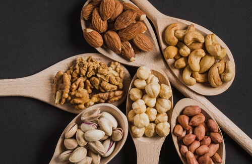 Zuhuratbaba Doğal Kuruyemiş Ürünleri